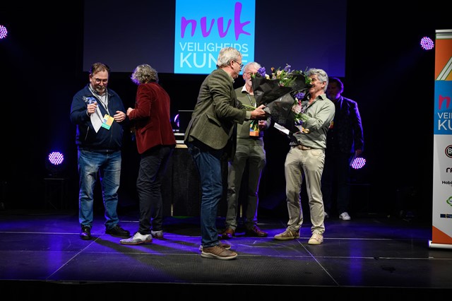 Gouden spelden voor: Rob van Houten, Wulf van den Eshof, Alex van der Wijk, Juni Daalmans, Ronald Frencken en Bart Gruppelaar
